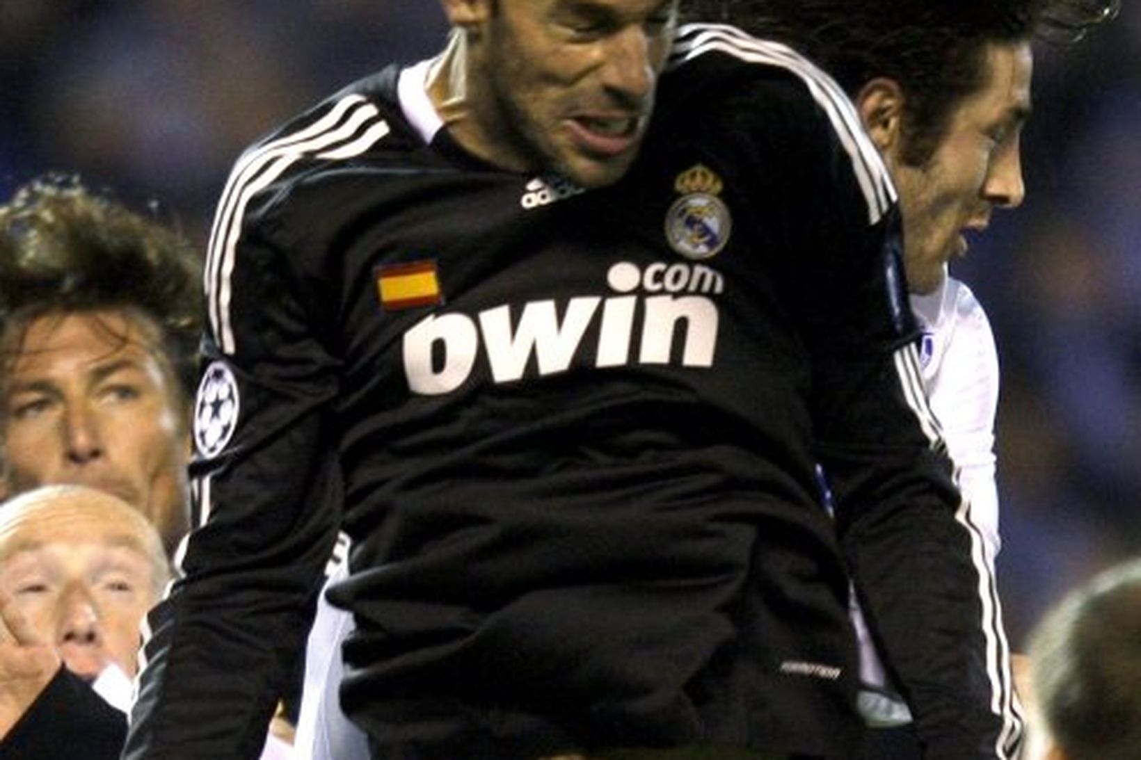 Ruud van Nistelrooy í leik með Real Madrid.