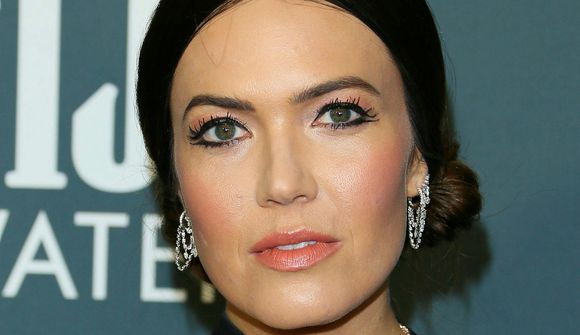 Mandy Moore fæddi stúlkubarn