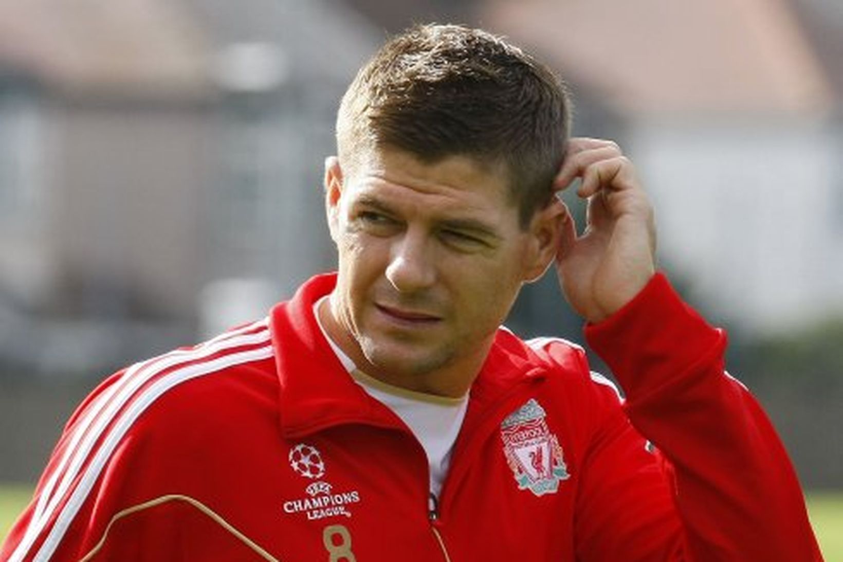 Steven Gerrard er enn meiddur í nára.
