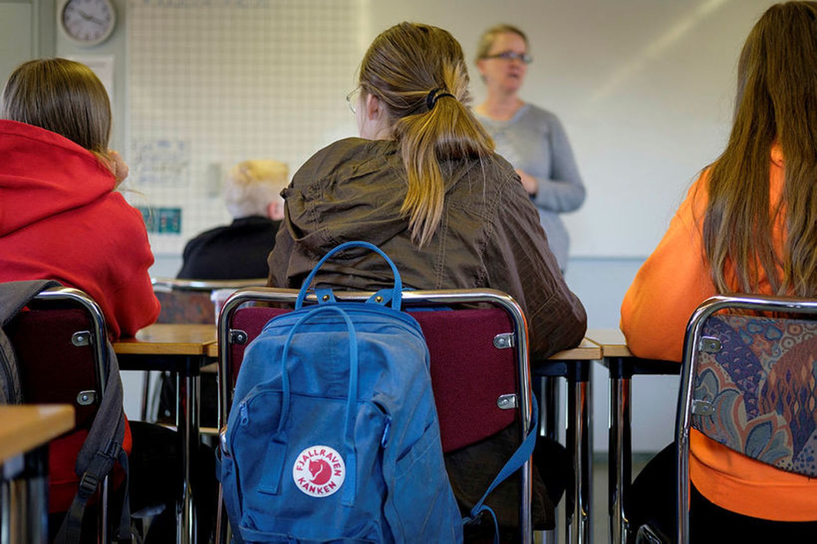 Verri líðan skýrist að miklu leyti af félagslegum og efnahagslegum …