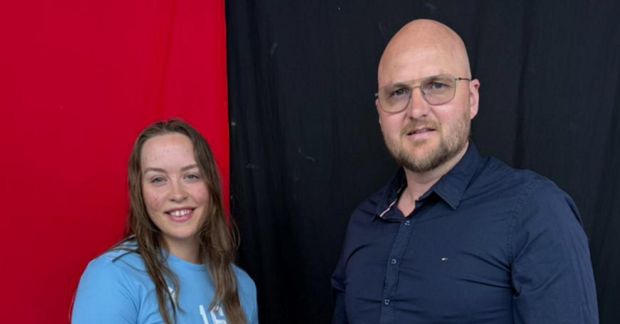 Þyri Erla með Aðalsteini Eyjólfssyni, yfirmanni handknattleiksmála hjá Víkingi.