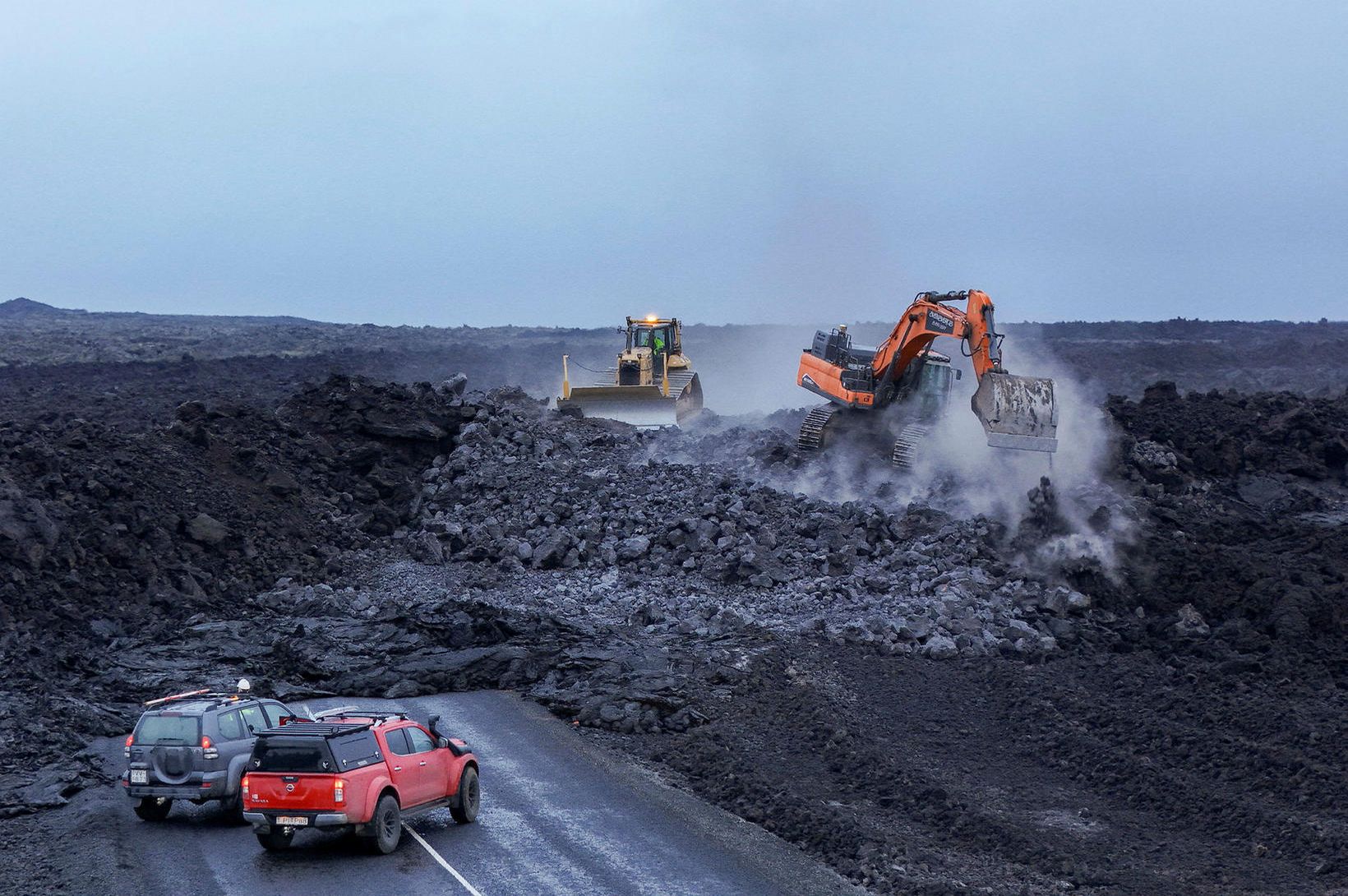 Stefnt að opnun Grindavíkurvegar um helgina