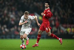 Hákon Arnar Haraldsson í leik með Lille gegn Liverpool í Meistaradeildinni.