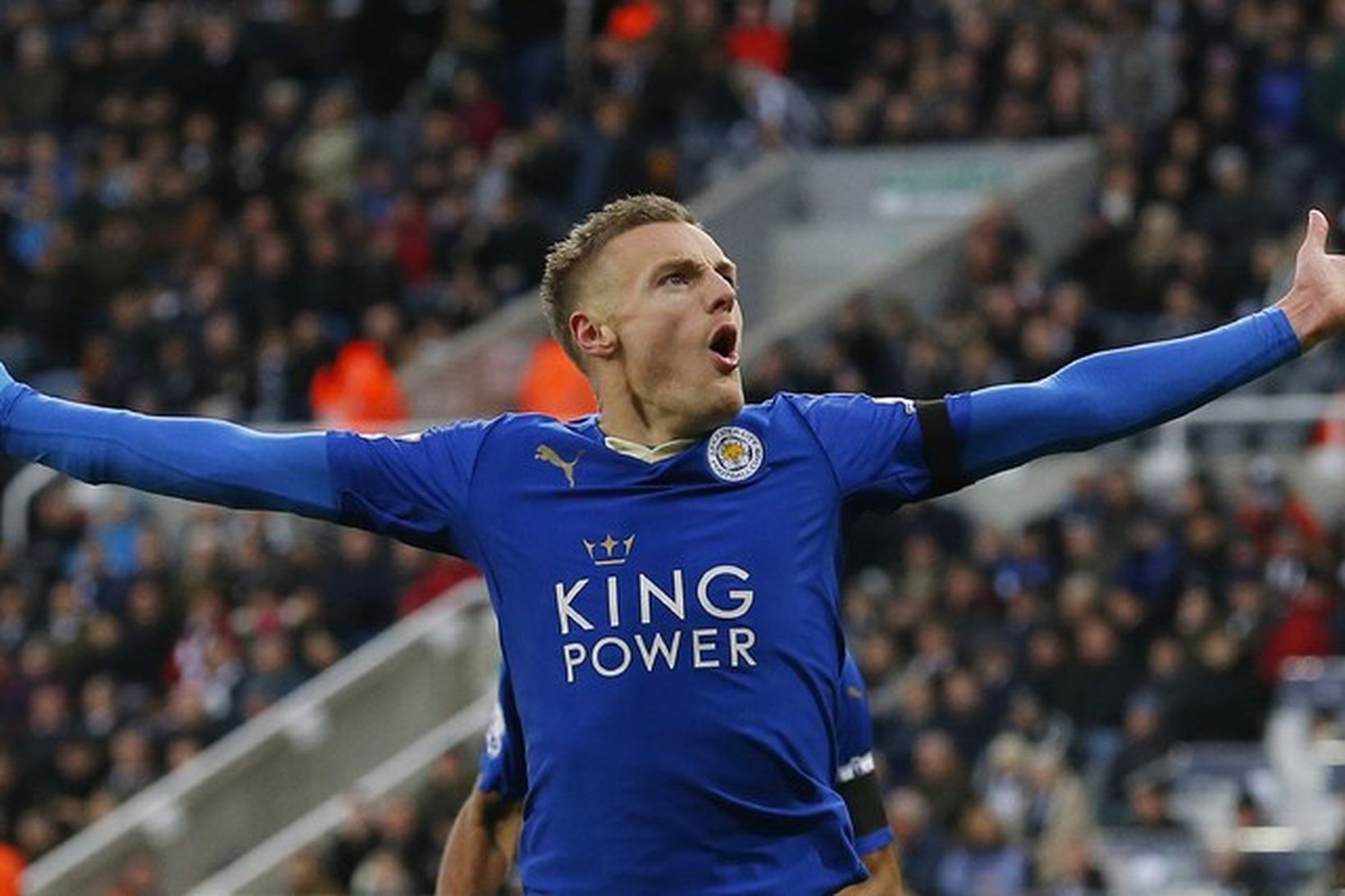 Jamie Vardy skoraði í 10 leiknum í röð og jafnaði …