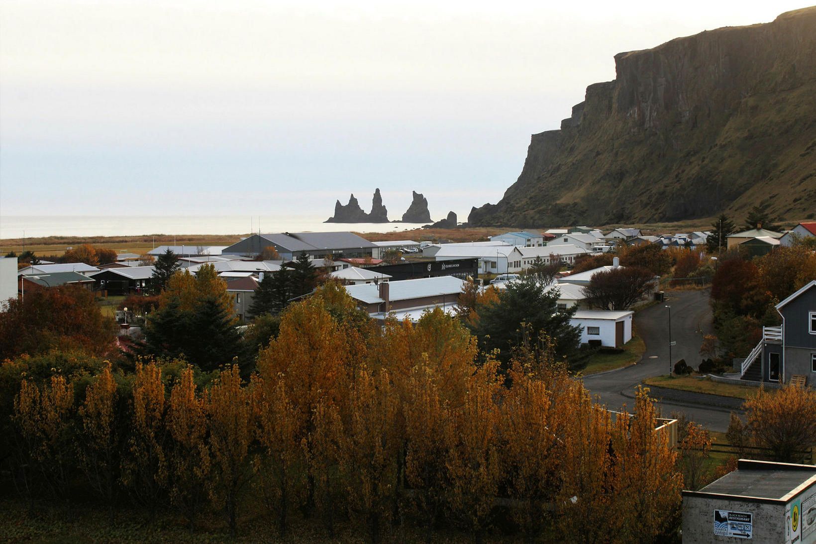 Ferðaþjónustuaðilar eru misbjartsýnir í aðdraganda sumars.