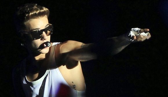 Bieber handtekinn í Miami