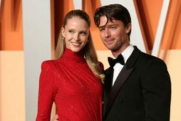 Parið var glæsilegt er það mætti í Vanity Fair-fögnuðinn.