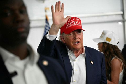 Frumvarpið snýr að ríkisfjármálum og inniheldur mörg kosningaloforð Trumps.