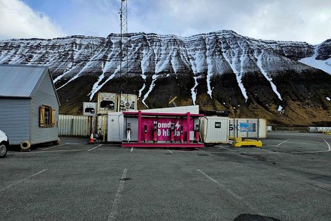Aldrei fór ég... stuður? Hleðslustöðin mun standa við Sundabakka á höfninni á Ísafirði.