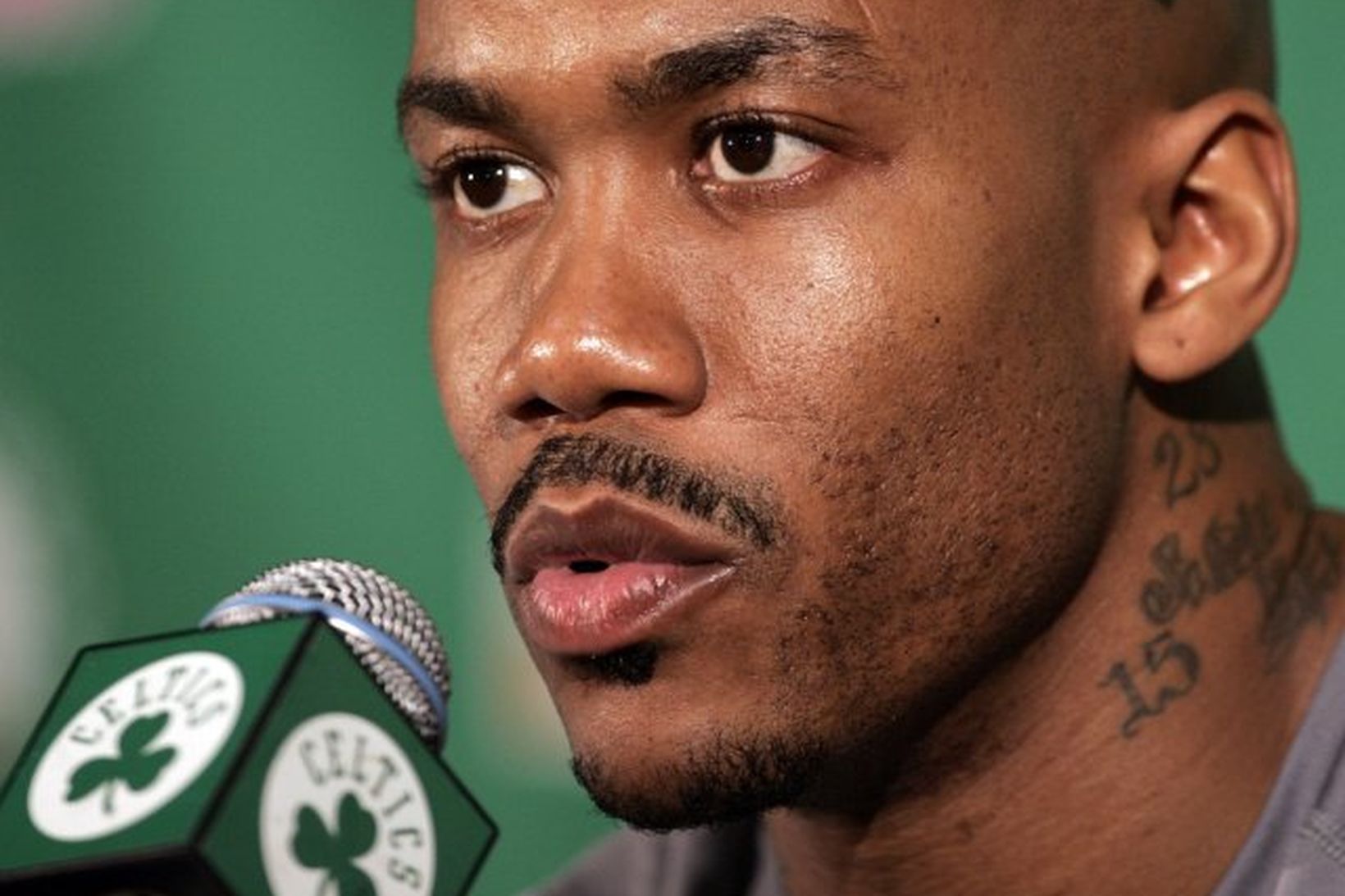 Stephon Marbury er leikmaður Boston Celtics.