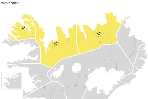 Gul viðvörun er í gildi á Vestfjörðum og Norðurlandi.