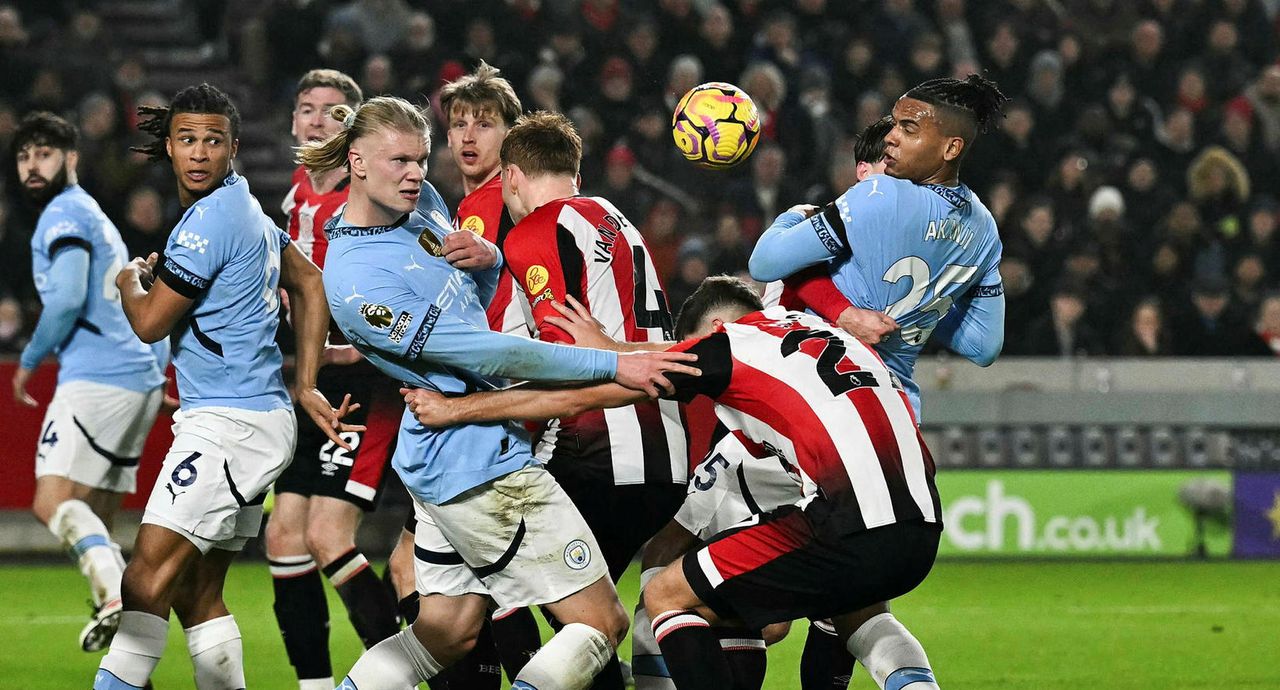 Hart barist í leik Brentford og Manchester City í kvöld.