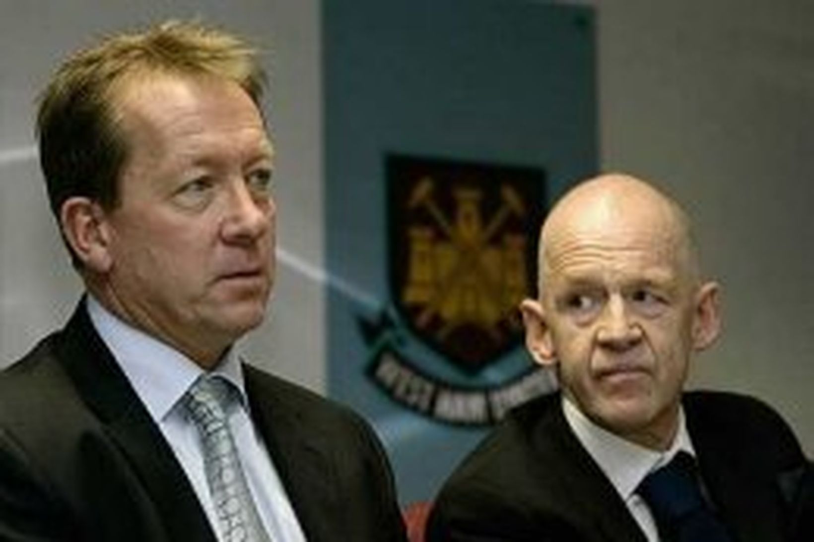 Alan Curbishley, knattspyrnustjóri West Ham, og Eggert Magnússon.