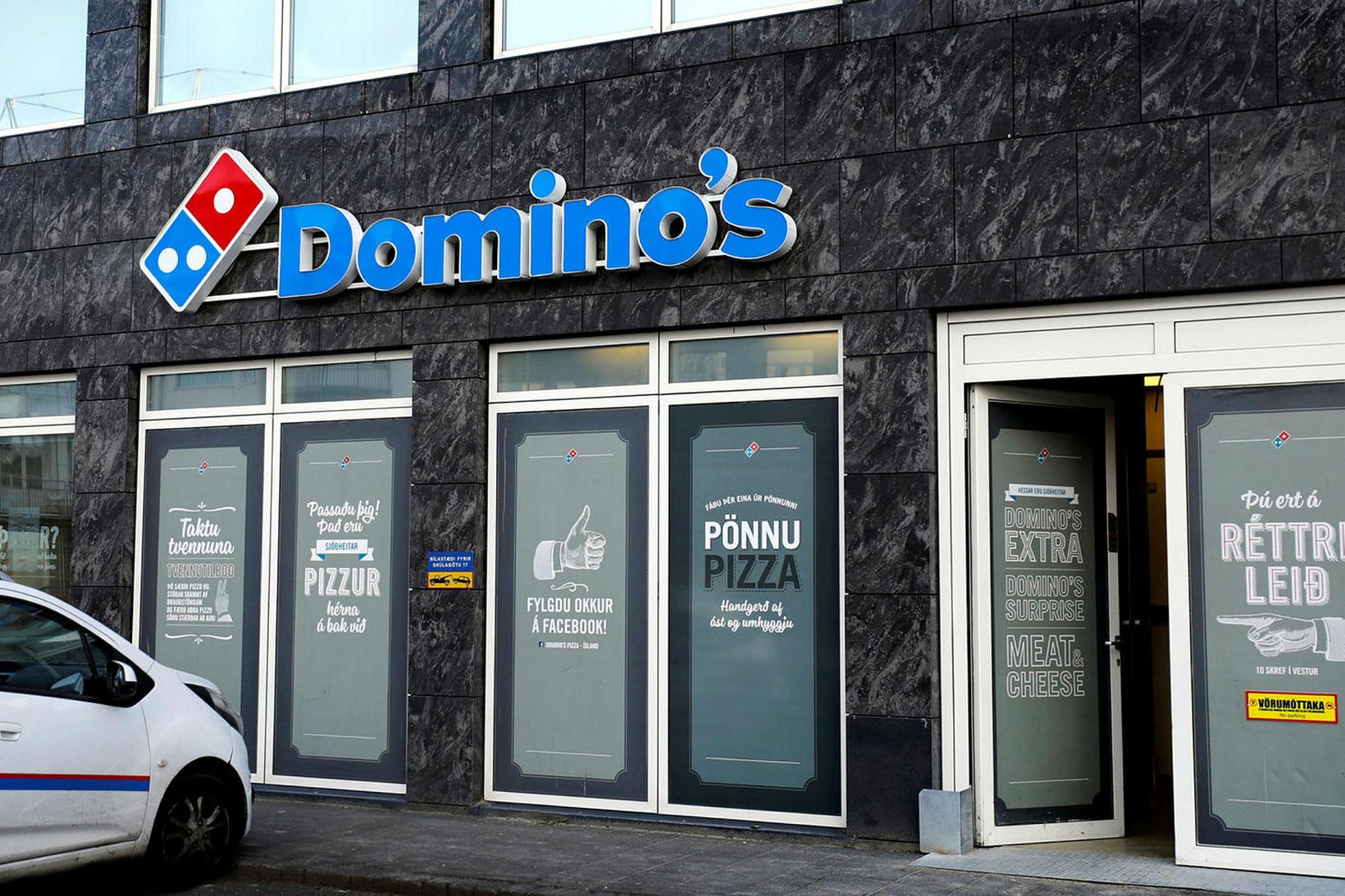 Domino's á Íslandi er til sölu.