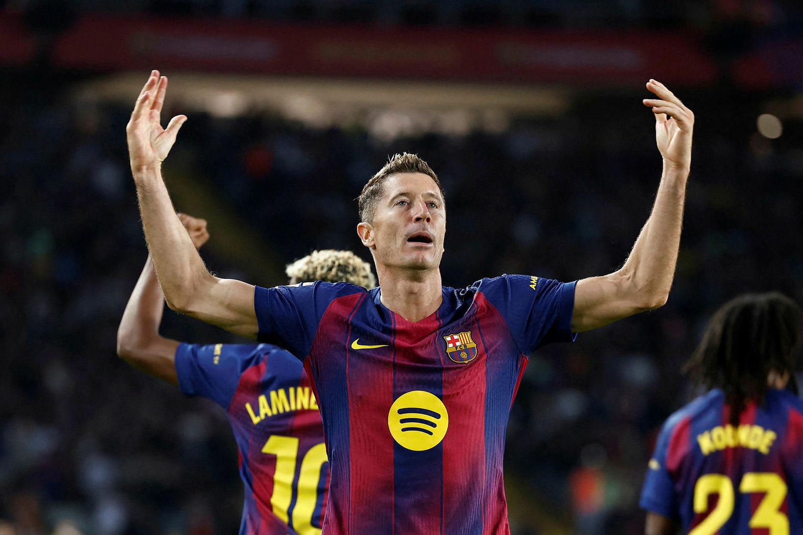 Óvissa um framtíð Pólverjans á Nývangi