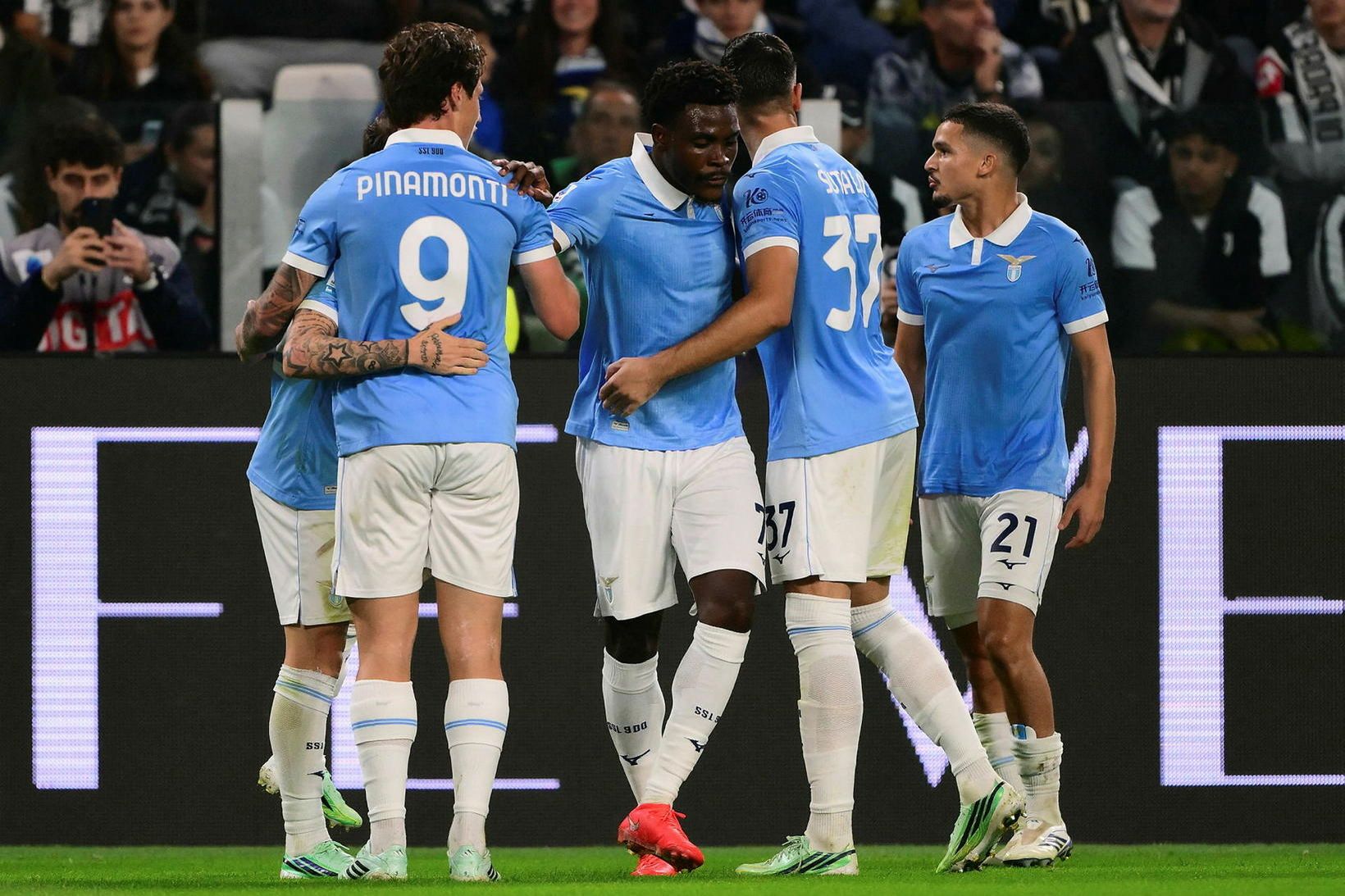 Lazio vinnur stórsigur í fótbolta