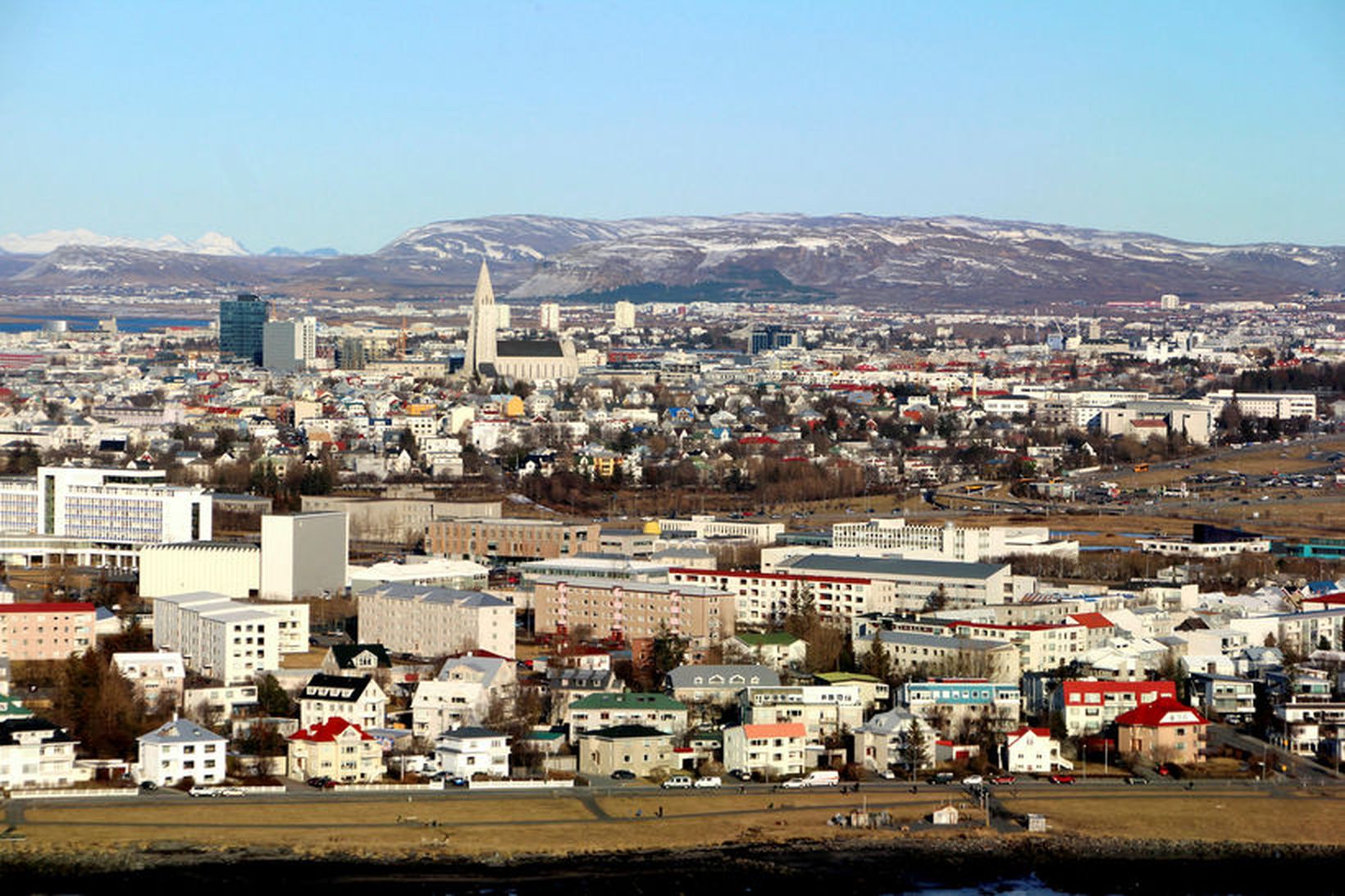 Fólk óttast verðbólguskot og sífellt fleiri taka frekar óverðtryggð lán …