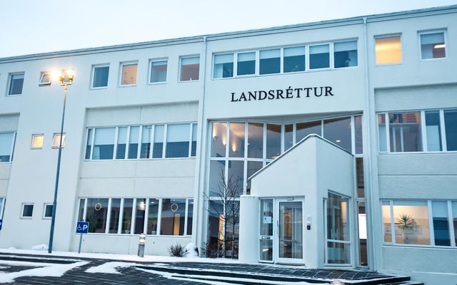 Landsréttur kvað upp úrskurð sinn í síðustu viku.