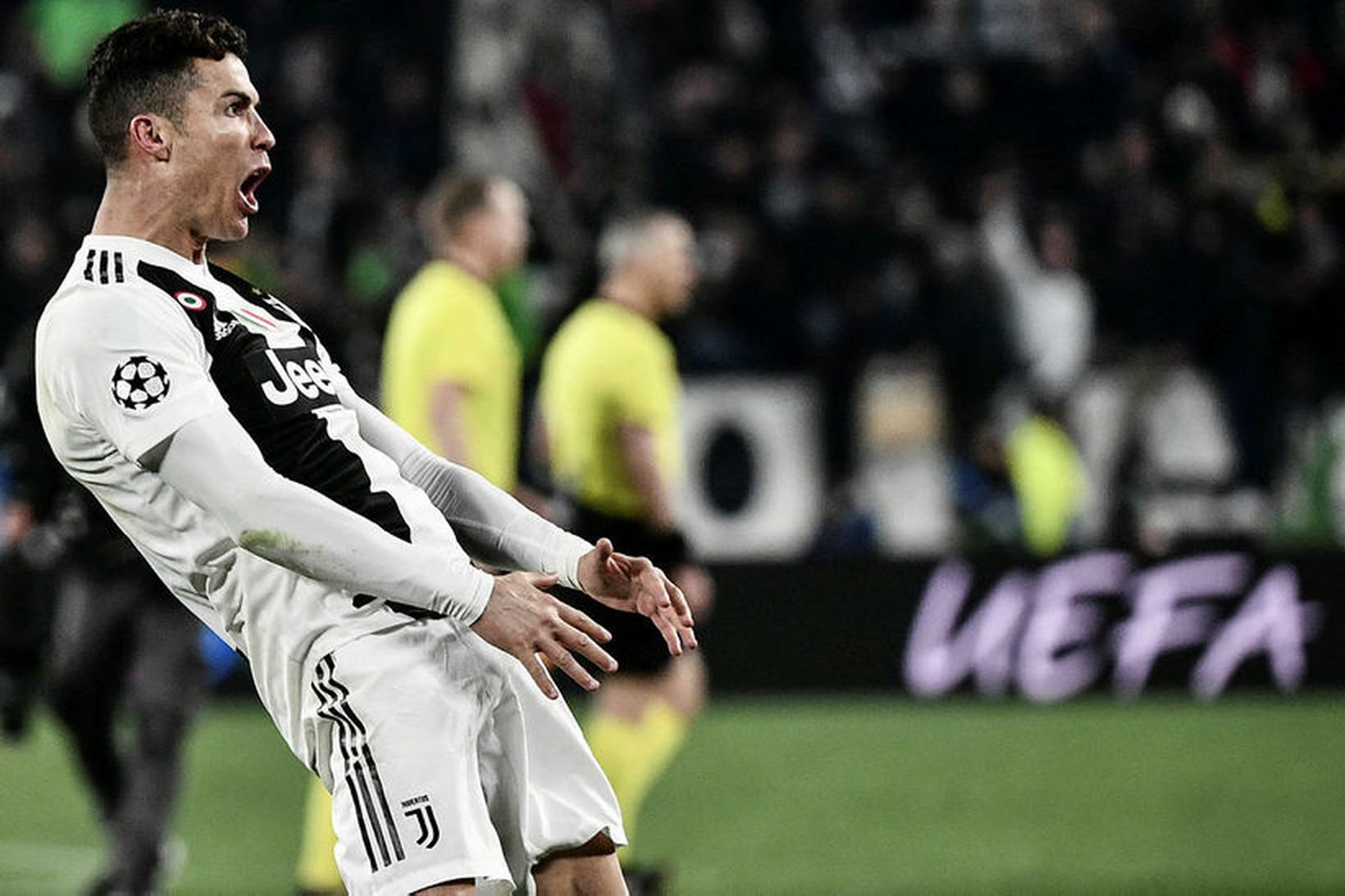 Cristiano Ronaldo fagnar einu marka sinna gegn Atletico Madríd.