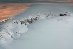 Grímsvötn og hamrar Grímsfjalls.