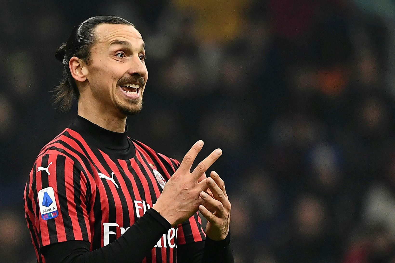 Zlatan Ibrahimovic spilaði með AC Milan á Ítalíu þar til …