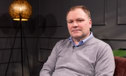 Þvagi og saur daglega slett á fangaverði