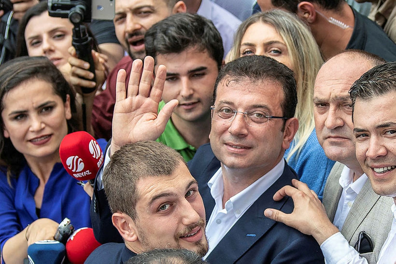 Ekrem Imamoglu verður að líkindum borgarstjóri í Istanbúl.