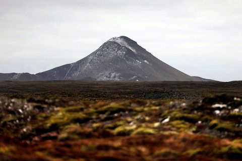 Keilir mountain on the Reykjanes peninsula. The magma might get to the surface somewhere between Fagradalsfjall mountain and Keilir mountain.