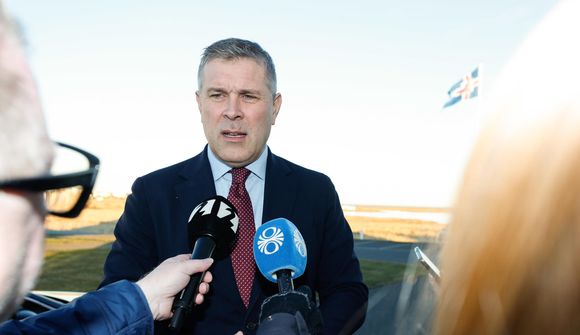 Öll rök hníga að því að Halla fallist á þingrof