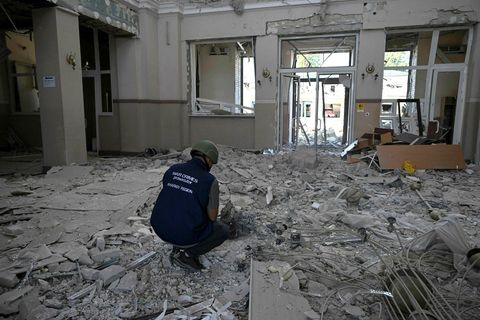 Mynd úr safni af eftirmálum árásar á borgina Lozova í byrjun ágúst.