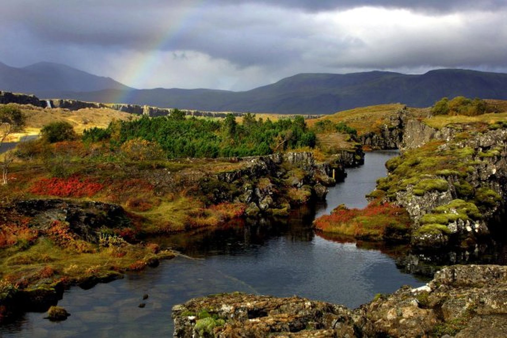 Haustregnbogi á Þingvöllum