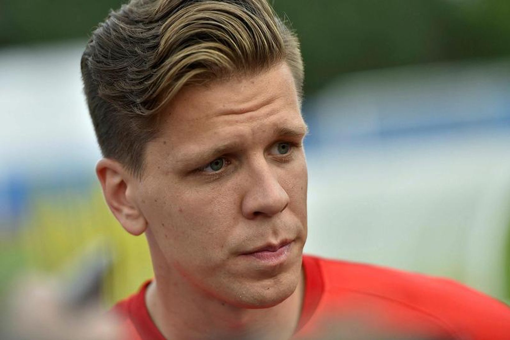 Szczesny tekur hanskana af hillunni fyrir Barcelona.