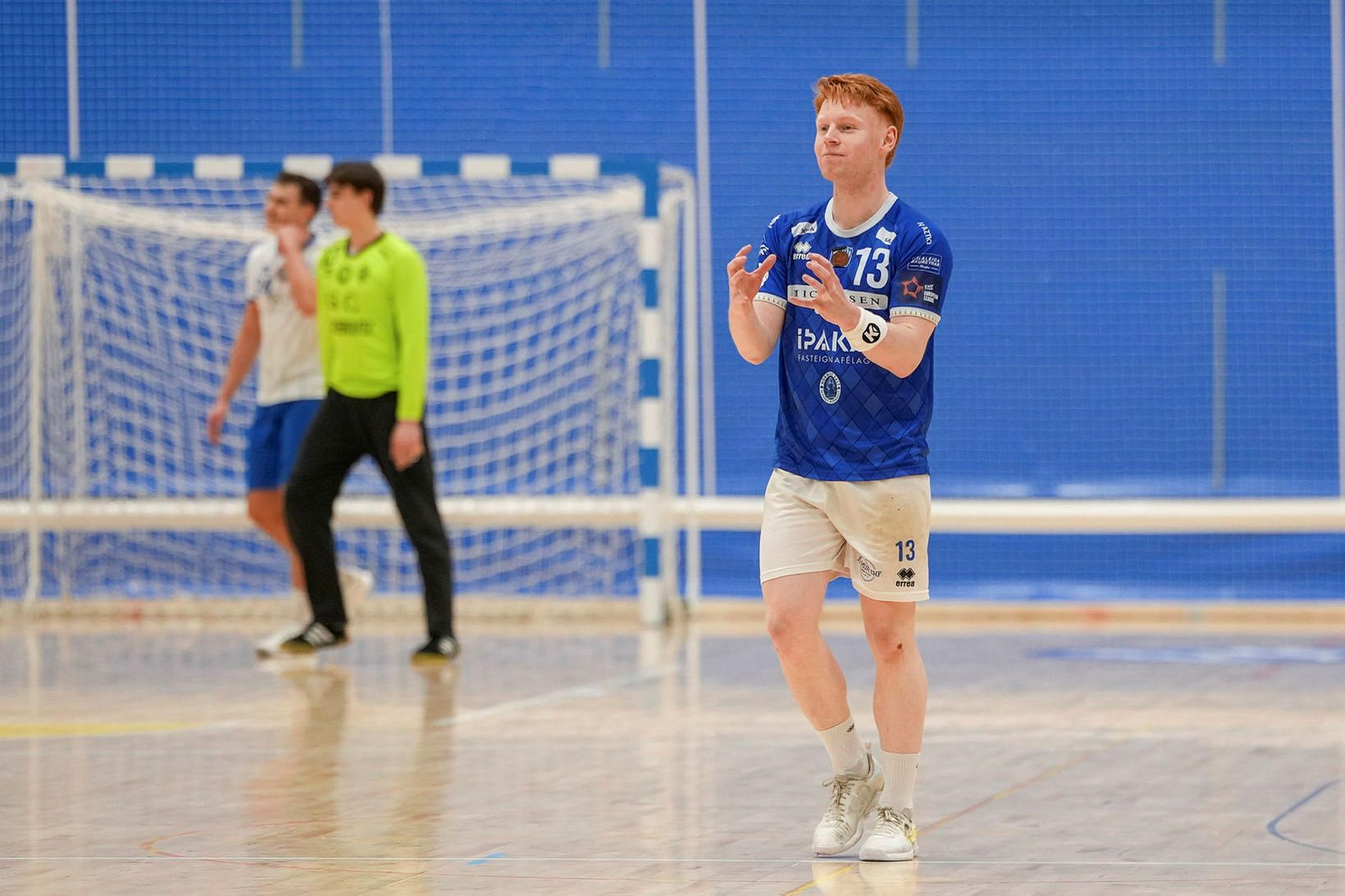 Penninn á lofti í Úlfarsárdal