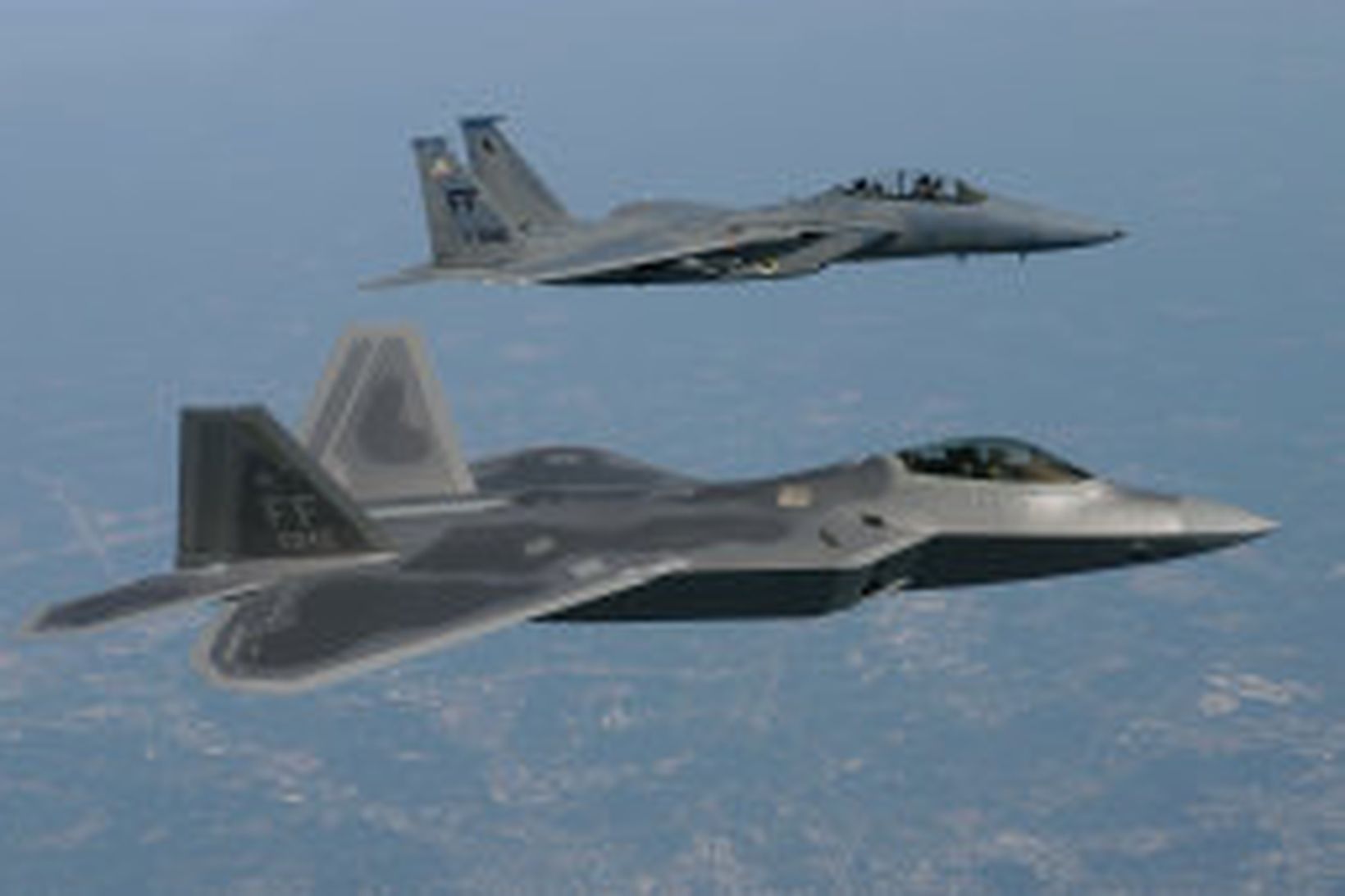 F-15 orrustuflugvélar.