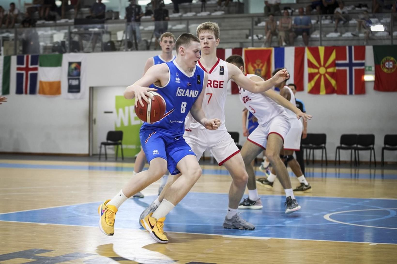 Viktor Jónas Lúðvíksson í leik með U18-ára landsliðinu.