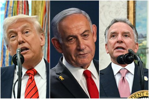 Donald Trump Bandaríkjaforseti (t.h.), Benjamín Netanjahú forsætisráðherra Ísraels (f.m.) og Steve Witkoff erindreki Trumps.
