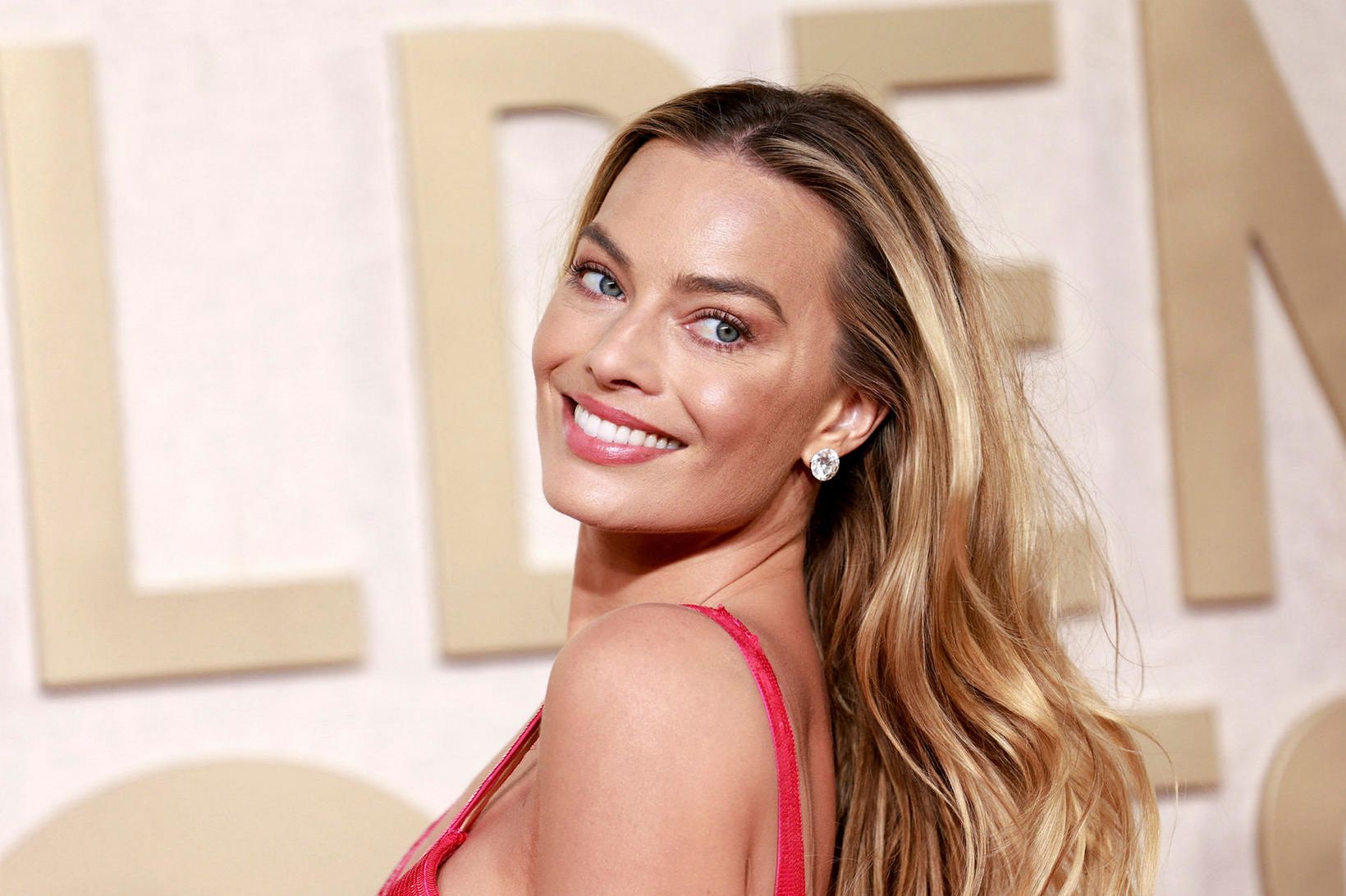 Leikkonan Margot Robbie á Golden Globe-verðlaunahátíðinni í Kaliforníu fyrr á …