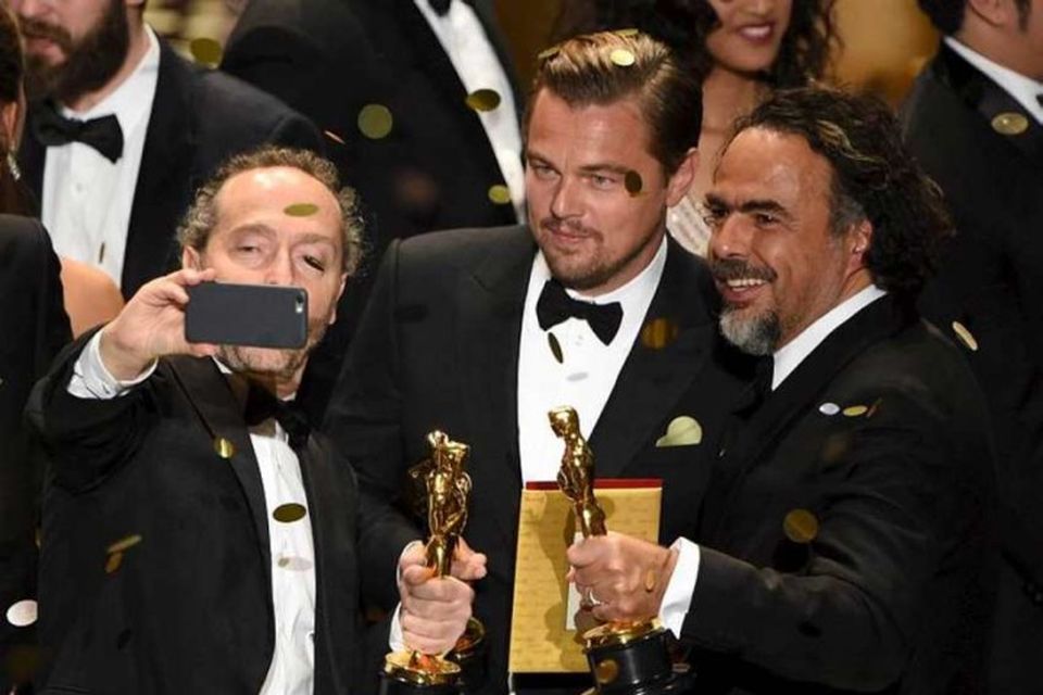 Emmanuel Lubezki, Leonardo DiCaprio og Alejandro Gonzalez Inarritu smella í rándýra sjálfsmynd.