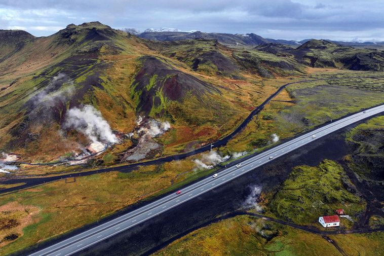 Strong earthquake strikes Mosfellsheiði