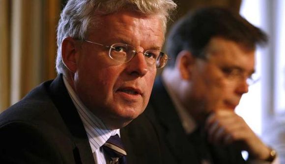 Íslenska hvalkjötið að losna úr tolli