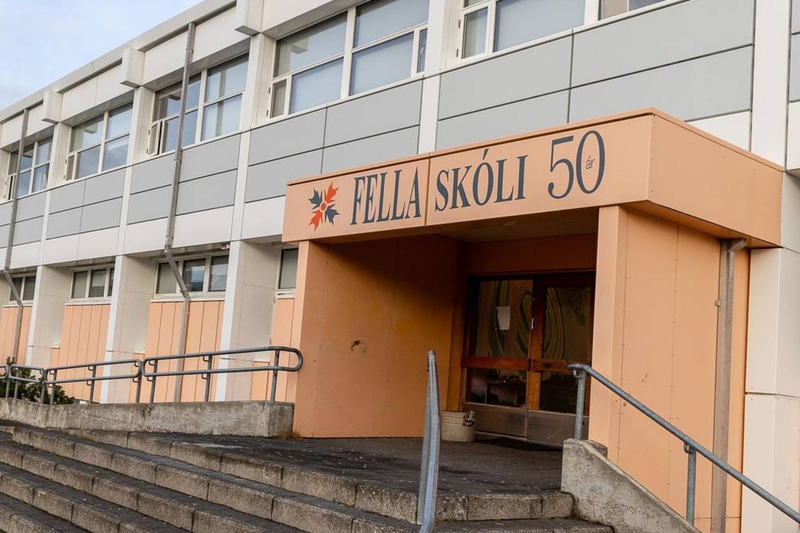 Lestrarfærni í frjálsu falli