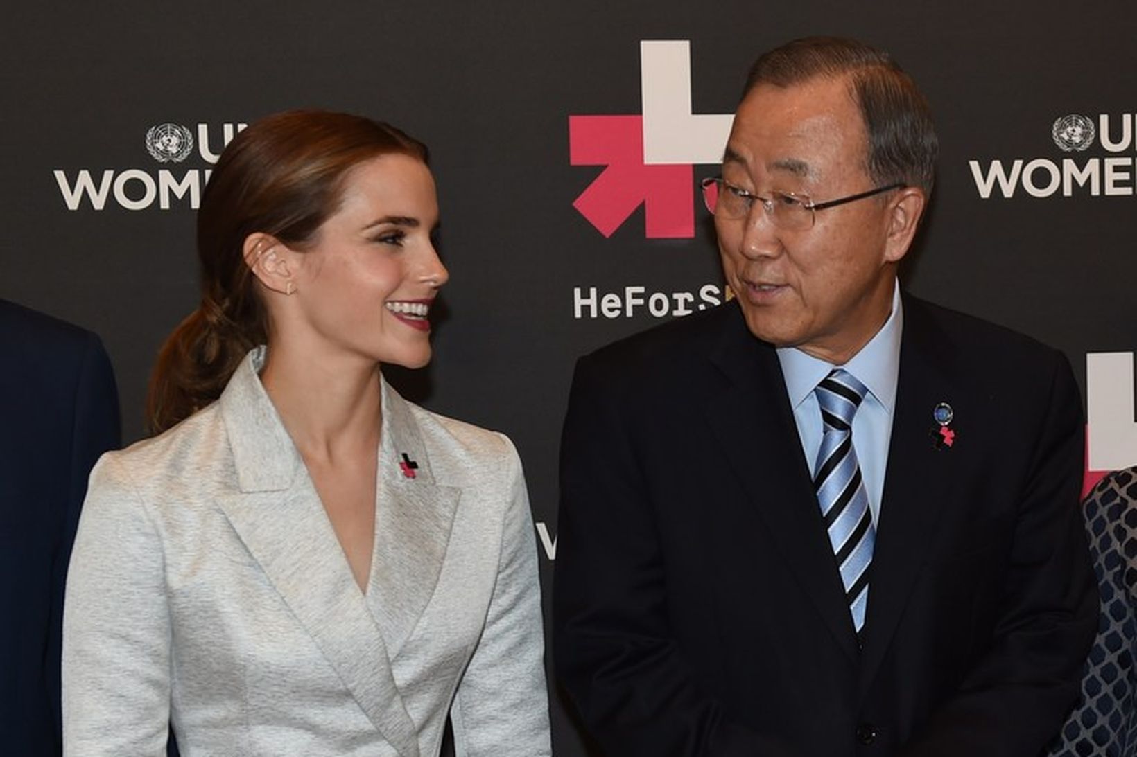 Emma Watson og Ban Ki-moon á samkomu UN Women á …