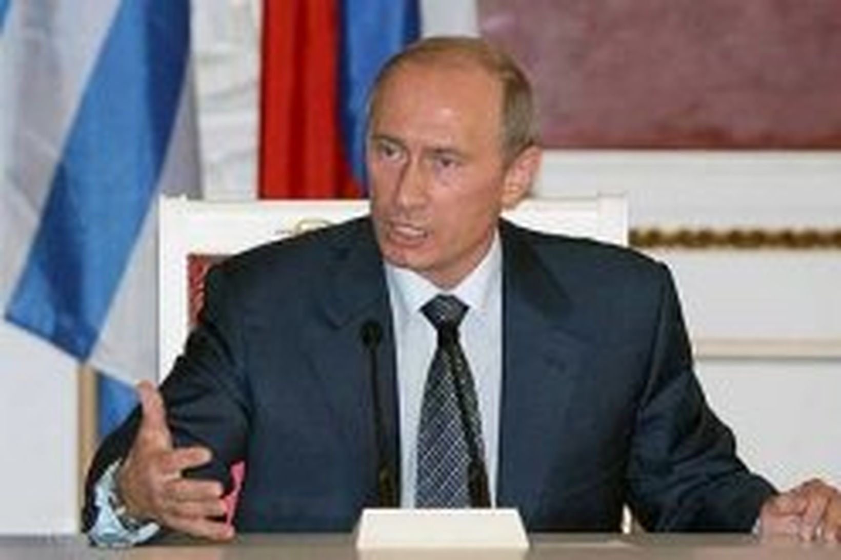 Vladimir Putin Rússlandsforseti á blaðamannafundi í síðustu viku.