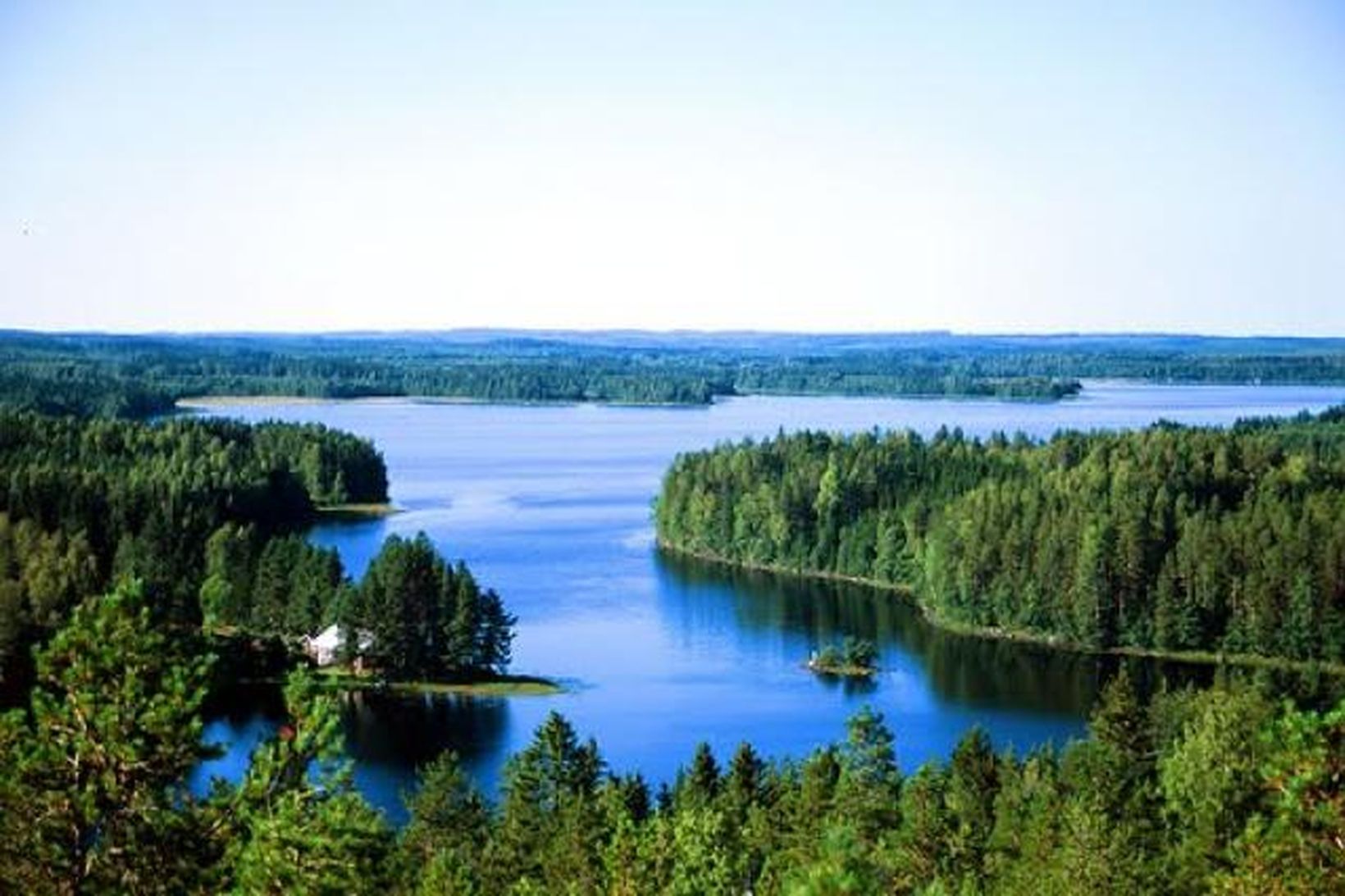 Frá Kivijaervi-vatni í Finnlandi.