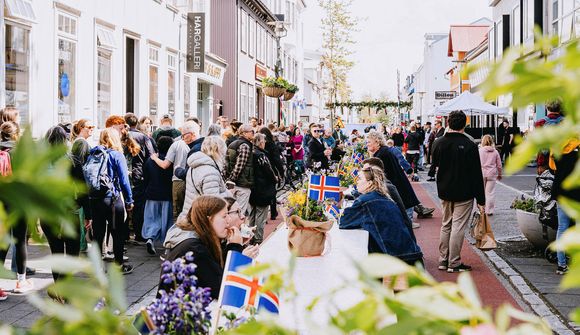 Metfjöldi mætti á langborðið í ár - sjáðu myndirnar