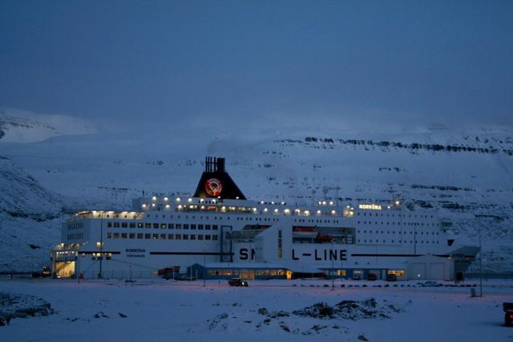 Norræna við Seyðisfjarðarhöfn í morgun.