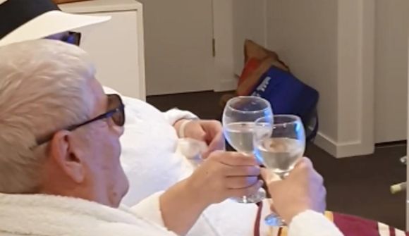 Þóttust fara í draumasiglinguna heima í stofu