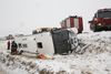 Coach overturns near Þingvellir- Rescue teams called out