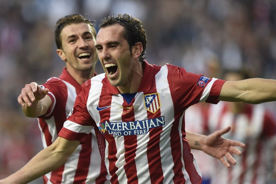 Diego Godin fagnar marki sínu.