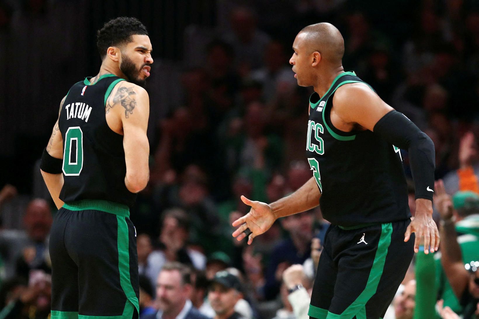 Jayson Tatum og Al Horford leika til úrslita vestanmegin.